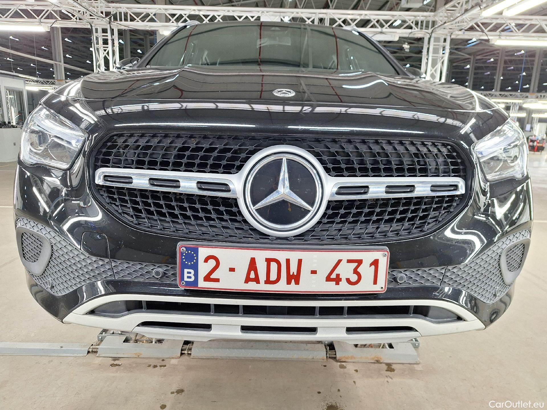  Mercedes  GLA Mercedes,  '20, Mercedes-Benz   250 e 5d #45
