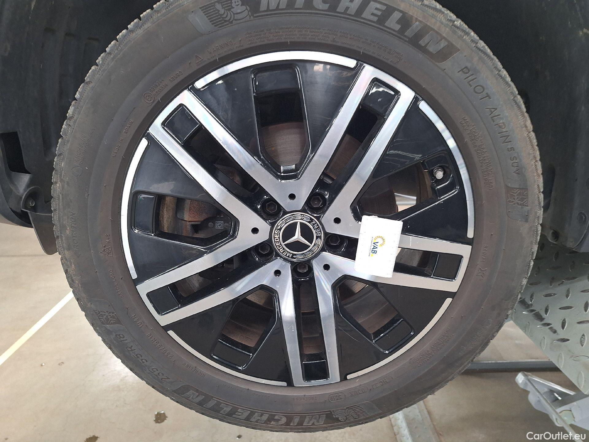  Mercedes  GLA Mercedes,  '20, Mercedes-Benz   180 d Business Solution 5d #20