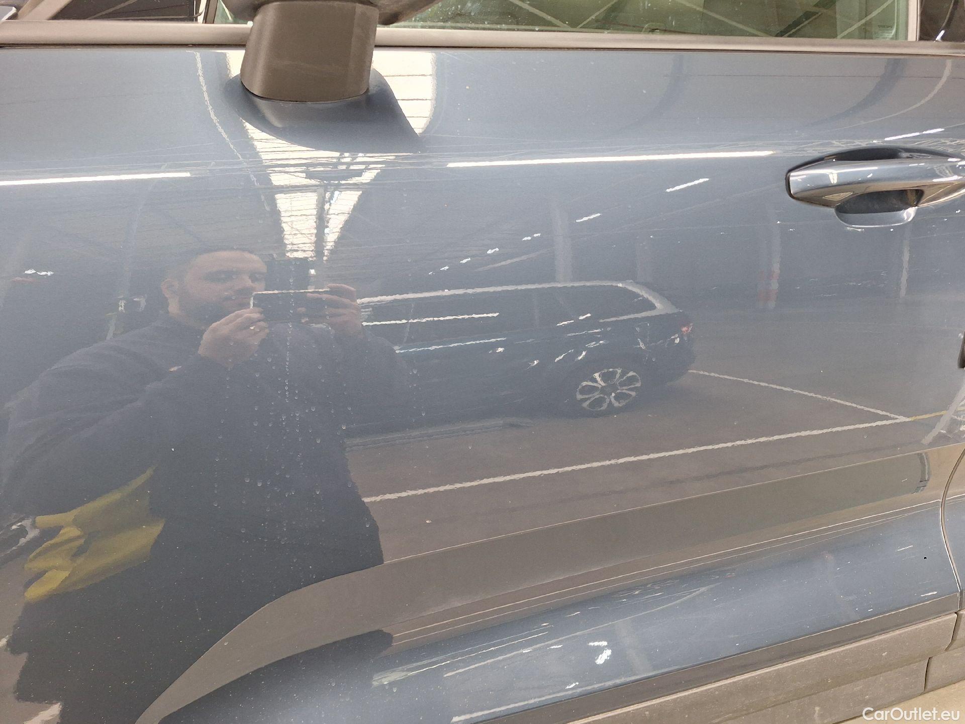  Volvo  XC 40 Volvo, XC40 '17, Volvo XC40 T2 Momentum Pro 5d #15
