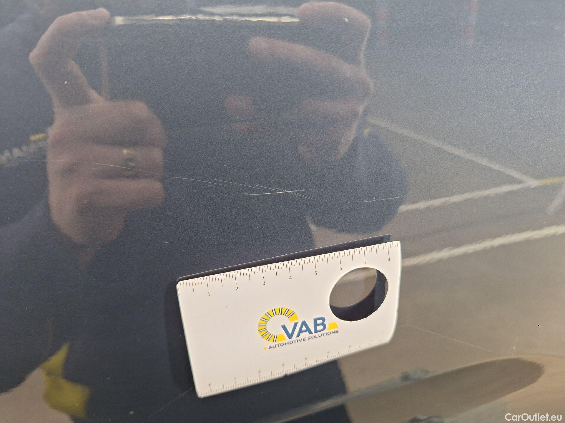  Volvo  XC 40 Volvo, XC40 '17, Volvo XC40 T2 Momentum Pro 5d #18