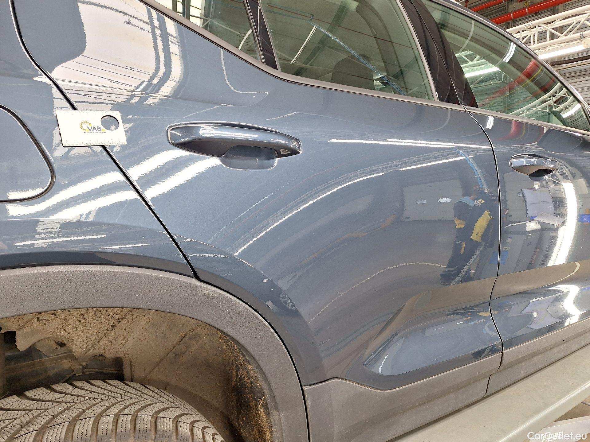  Volvo  XC 40 Volvo, XC40 '17, Volvo XC40 T2 Momentum Pro 5d #25