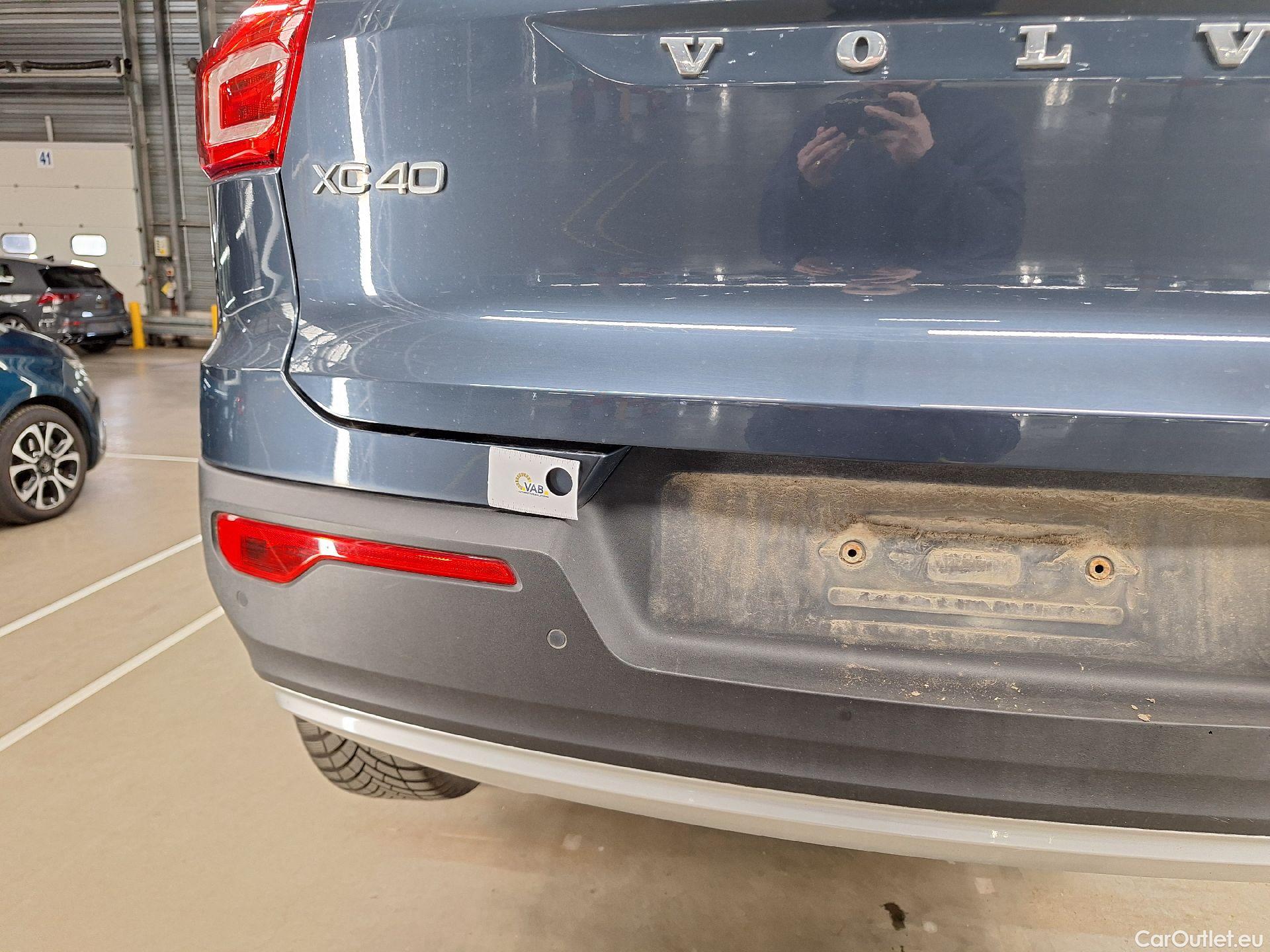  Volvo  XC 40 Volvo, XC40 '17, Volvo XC40 T2 Momentum Pro 5d #22