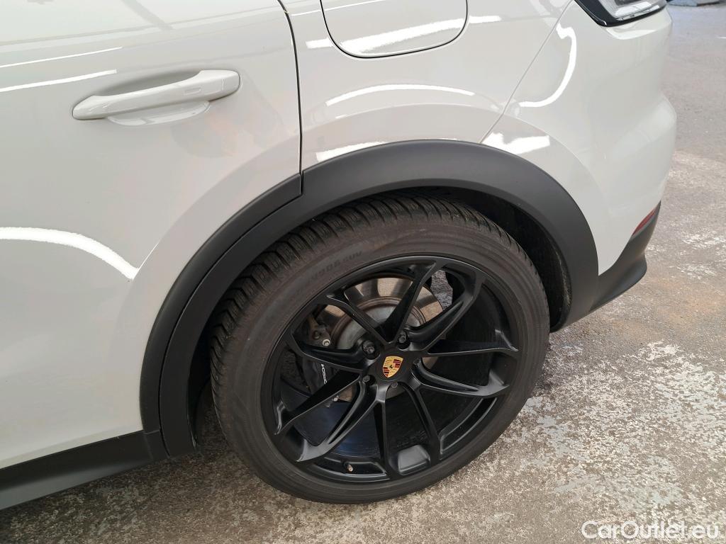  Porsche  Cayenne PORSCHE  Coupé / 2023 / 5P / SUV 3.0 V6 E-HYBRID AUTO #1