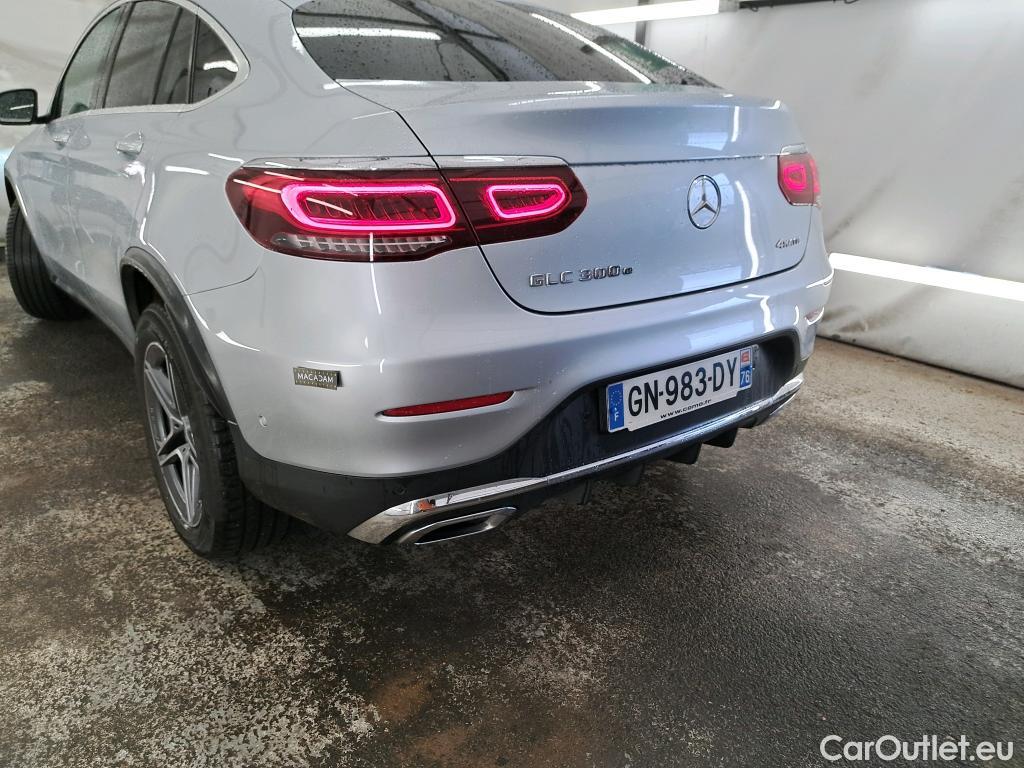  Mercedes  G-Klasee MERCEDES-BENZ GLC Coupe / 2019 / 5P / Coupé GLC 300 e Business Line 4Matic #1