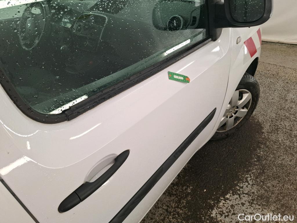  Renault  Kangoo  Express / 2013 / 4P / Fourgonnette Gd Volume ExtraRLink - Blue dCi 95 #9