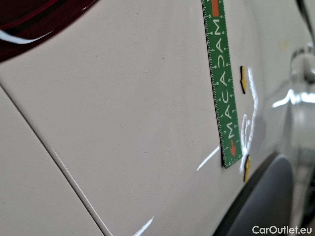  Citroen  C3  Feel Pack 1.2 PureTech 80CV BVM5 E6d #4