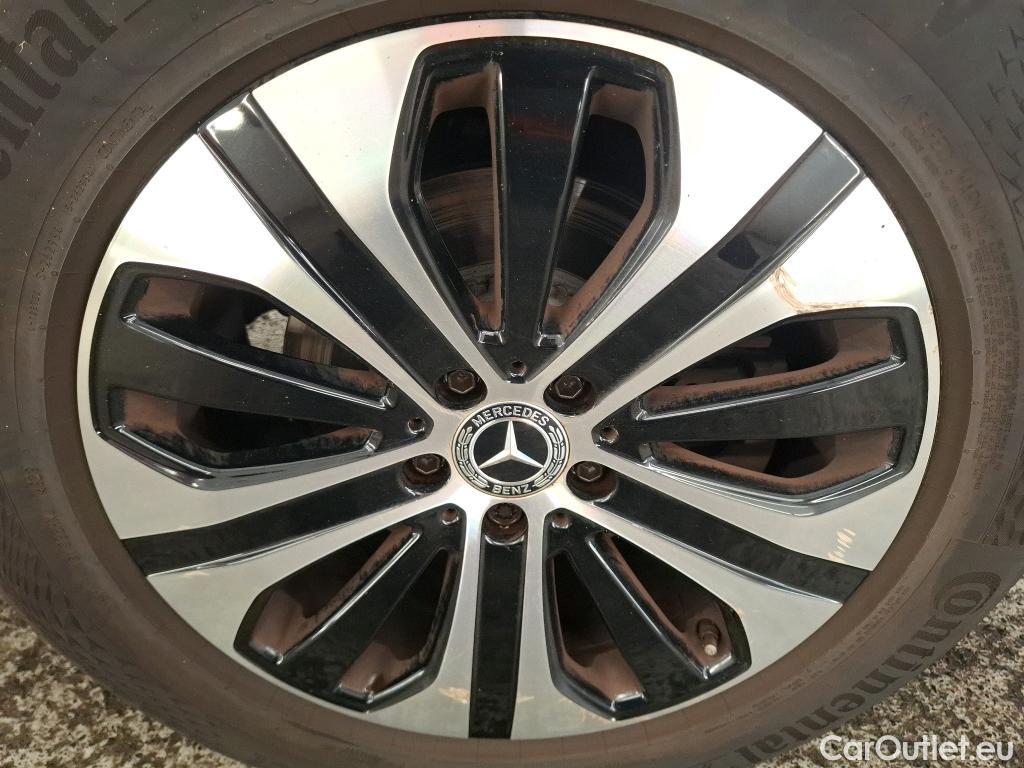  Mercedes  G-Klasee MERCEDES-BENZ GLC / 2019 / 5P / SUV GLC 220 d Business Line 4Matic #29