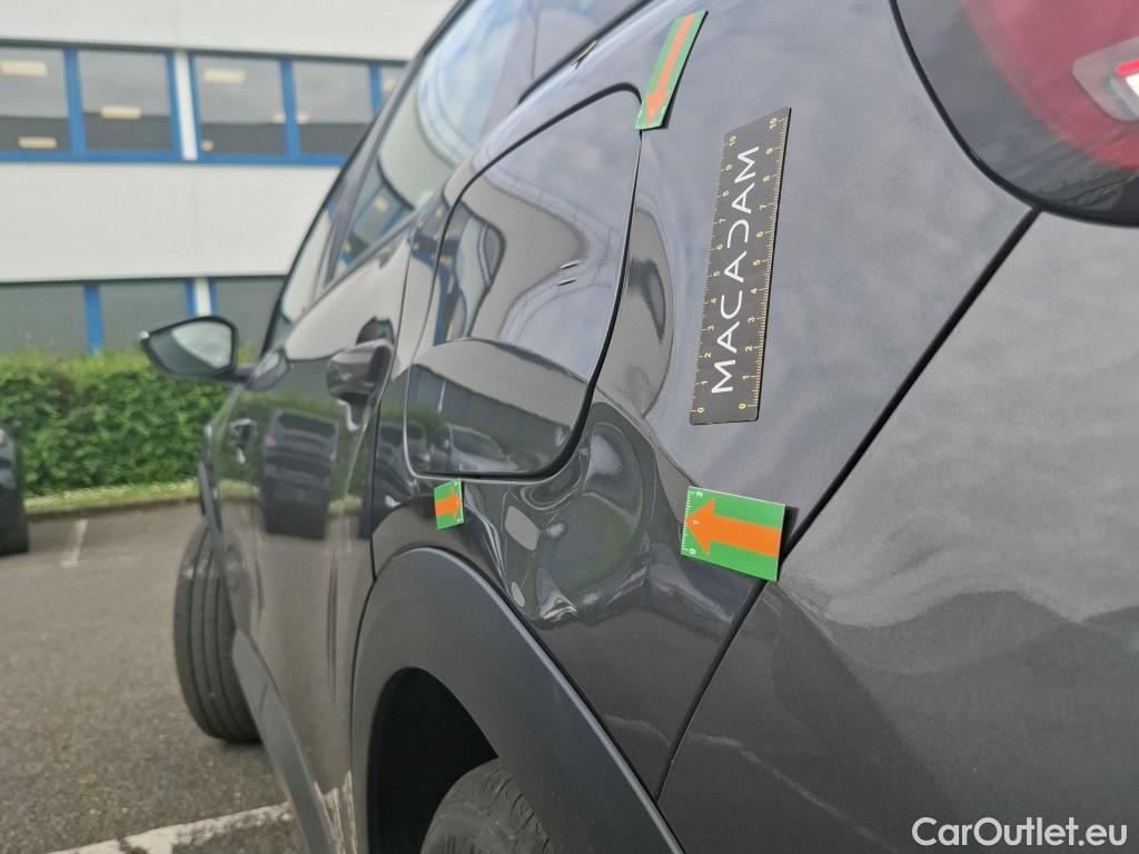  Citroen  C4  Berline Feel Pack 1.2 PureTech 130CV BVM6 E6d #2