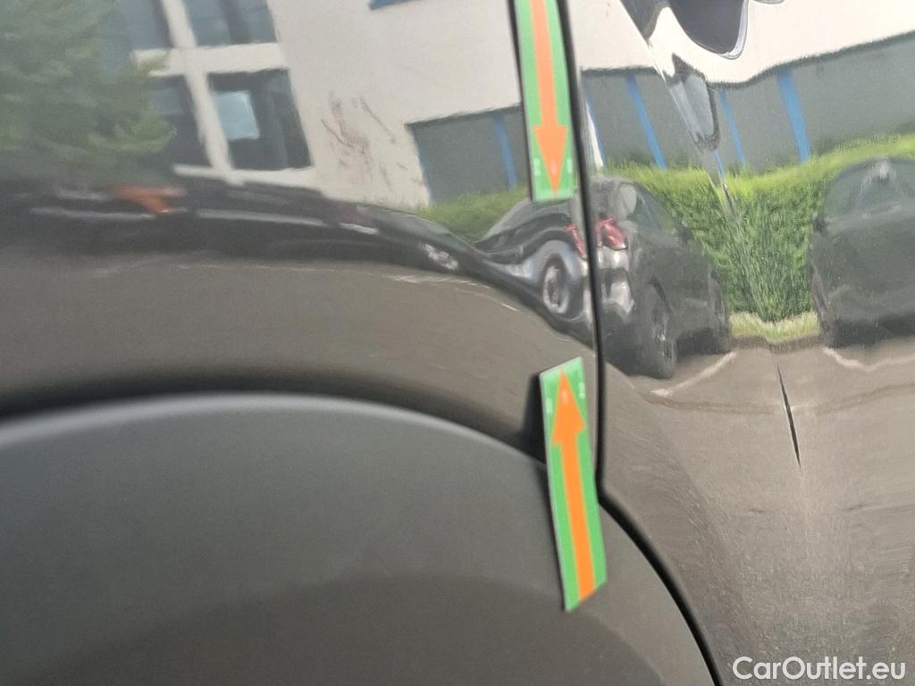  Citroen  C4  Berline Feel Pack 1.2 PureTech 130CV BVM6 E6d #15