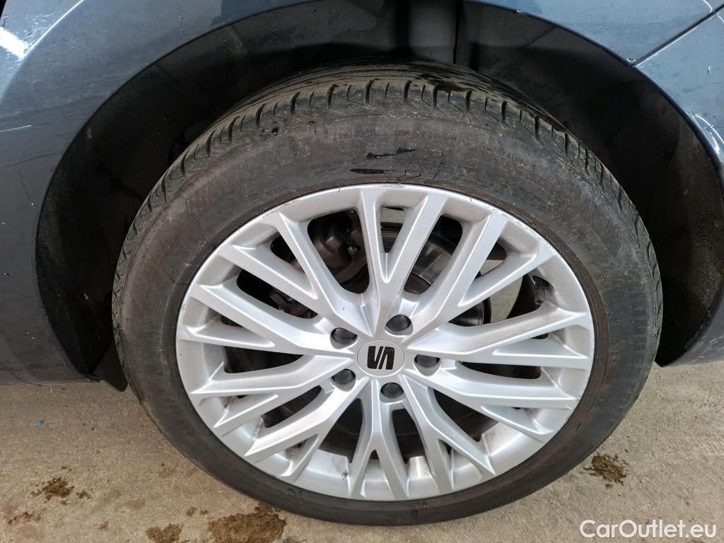  Seat  Leon SEAT  Sportstourer / 2020 / 5P / Break 1.5 eTSI 150 S&S DSG Xcellence #9