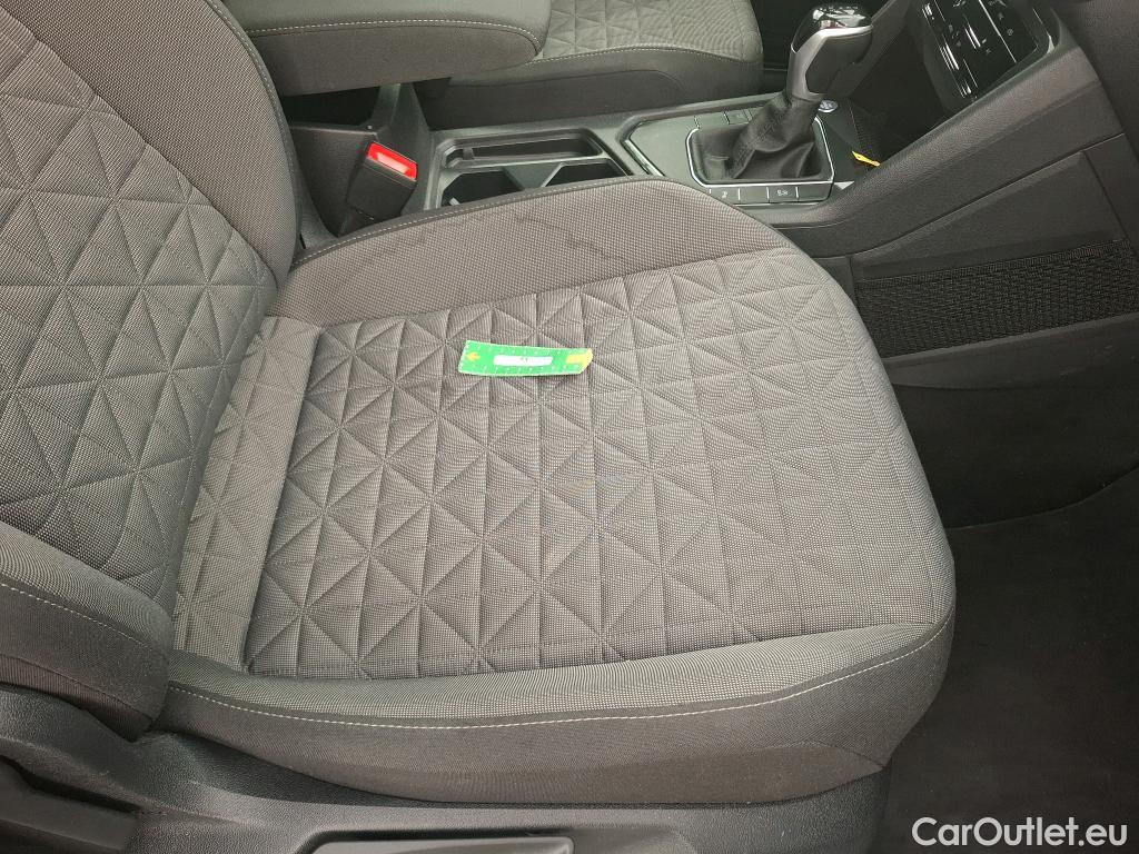  Volkswagen  Tiguan VOLKSWAGEN  / 2020 / 5P / SUV 2.0 TDI 150 DSG7 Life Business #9