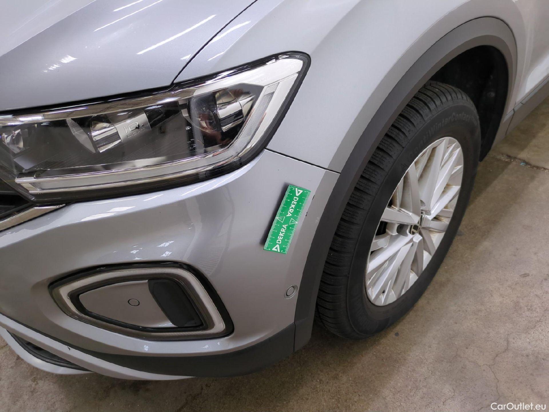 Volkswagen  T-ROC VOLKSWAGEN  / 2021 / 5P / SUV 1.5 TSI 150 EVO LIFE BUSINESS DSG7 #38