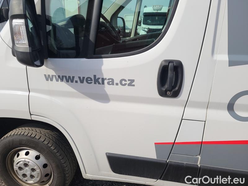  Citroen  Jumper  ChassisCab  (2014->) 2.2BHDi 33 L2H2 140 4d #3