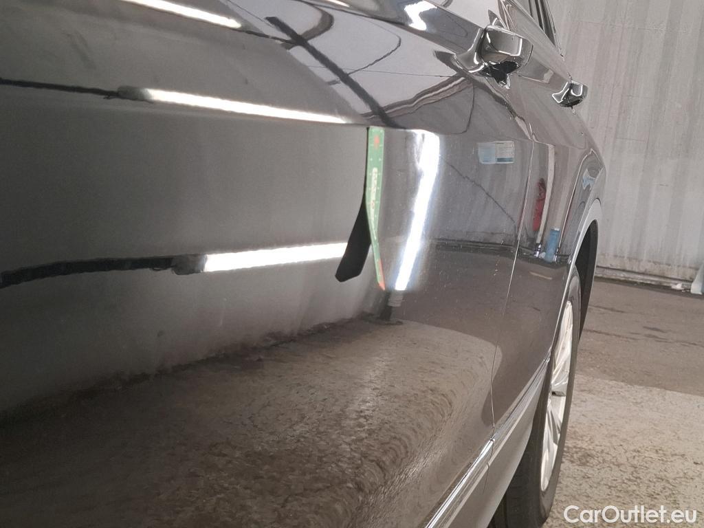  Volkswagen  Tiguan VOLKSWAGEN  / 2020 / 5P / SUV 2.0 TDI 150 DSG7 Life Business #6