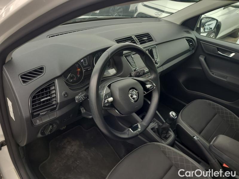  Skoda  Fabia  Combi (2015) Com.1.0TSI 70 Ambition 5d #12