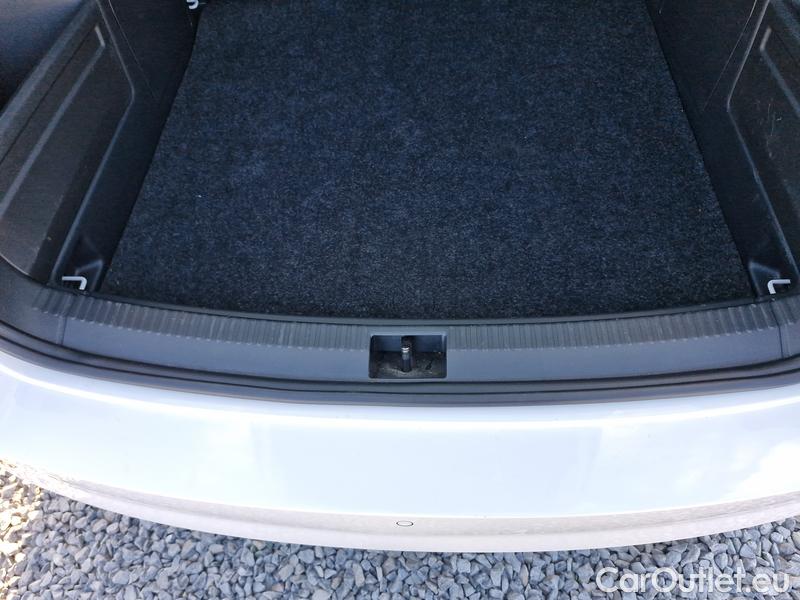  Skoda  Fabia  (PJ3) (2021) Com.1.0TSI 70 Ambition 5d #4