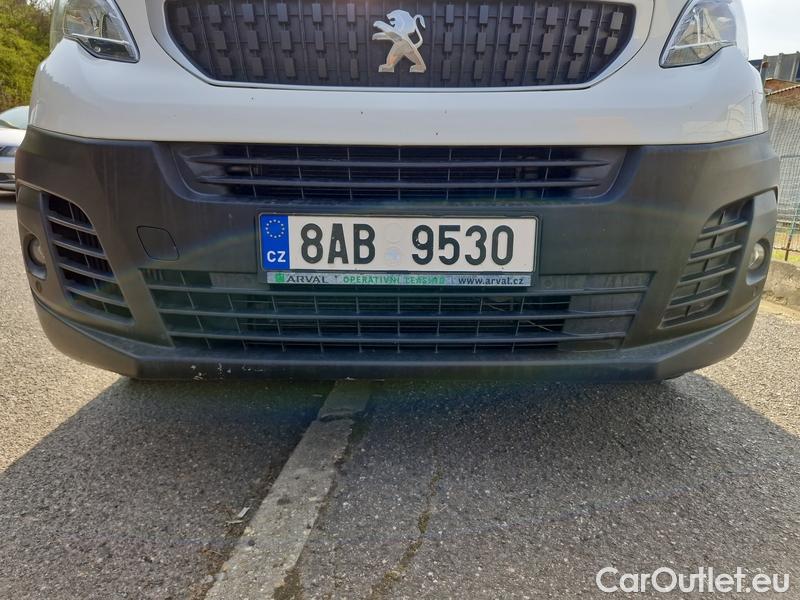  Peugeot  Expert  Traveller  (2016) Exp.Com.2.0BHDi 150 L3 4d #2