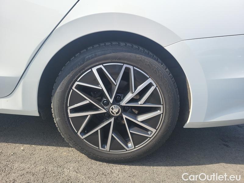  Skoda  Octavia  Combi (NX3)(2020) Oct.Combi 1.5TSI 110 Style #7