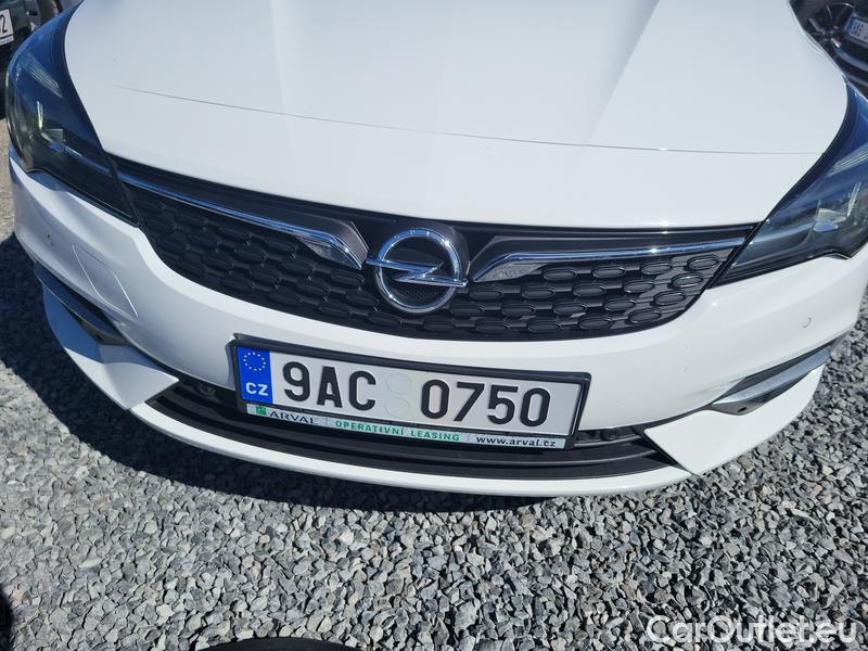  Opel  Astra  SportsTourer (2022) ST 1.5CDTi 77 Edition 5d #3