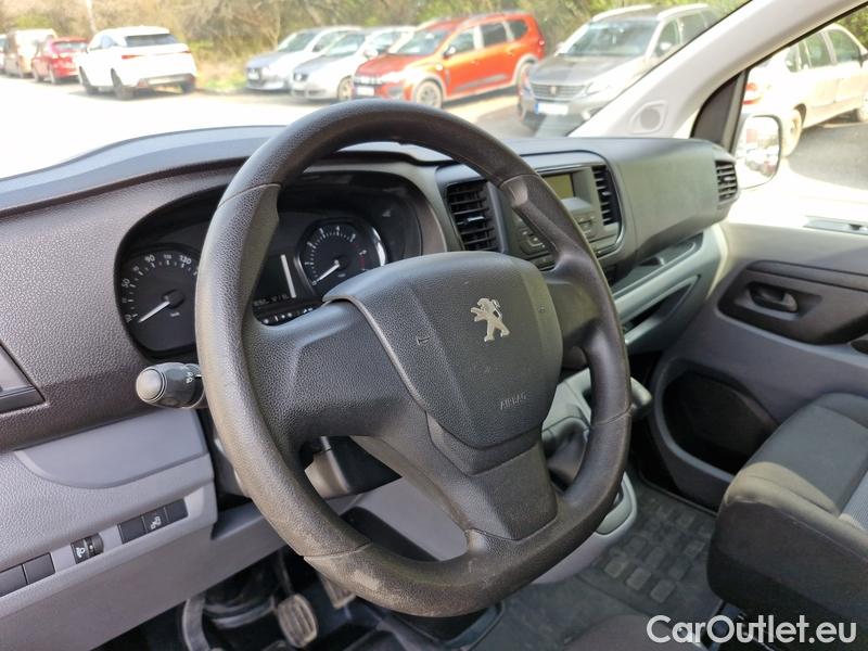  Peugeot  Expert  Traveller  (2016) Exp.Com.2.0BHDi 150 L3 4d #4