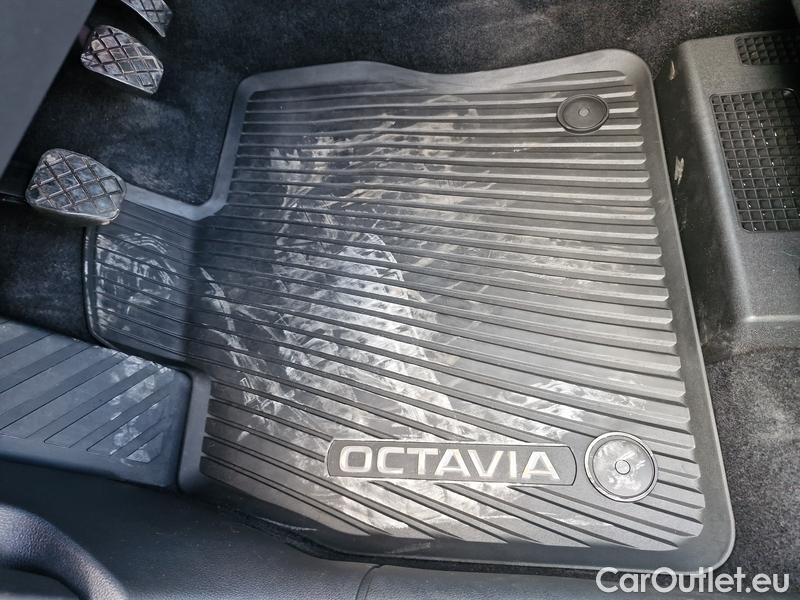  Skoda  Octavia  Combi (NX3)(2020) Oct.Combi 1.5TSI 110 Style #3