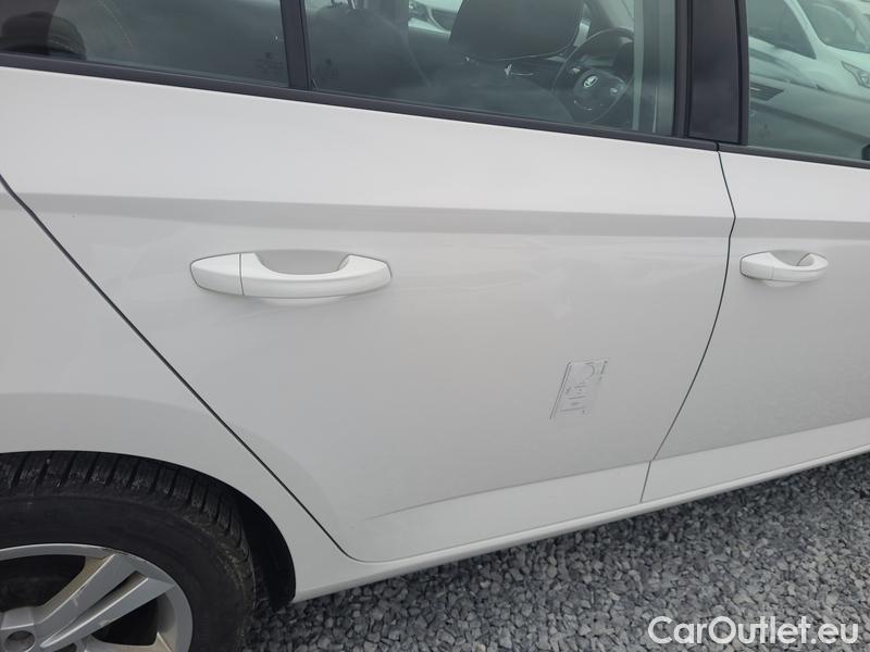  Skoda  Fabia  Combi (2015) Com.1.0TSI 70 Ambition 5d #6