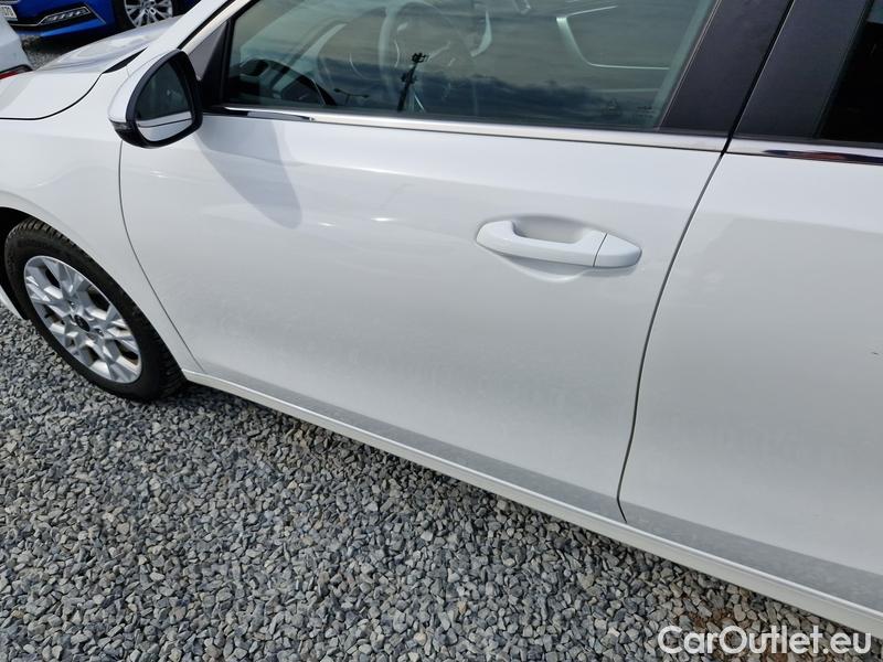  KIA  Cee'd Ceed Sportswagon (2018->) Ceed SW 1.5 T-GDI 118 Top AT #11