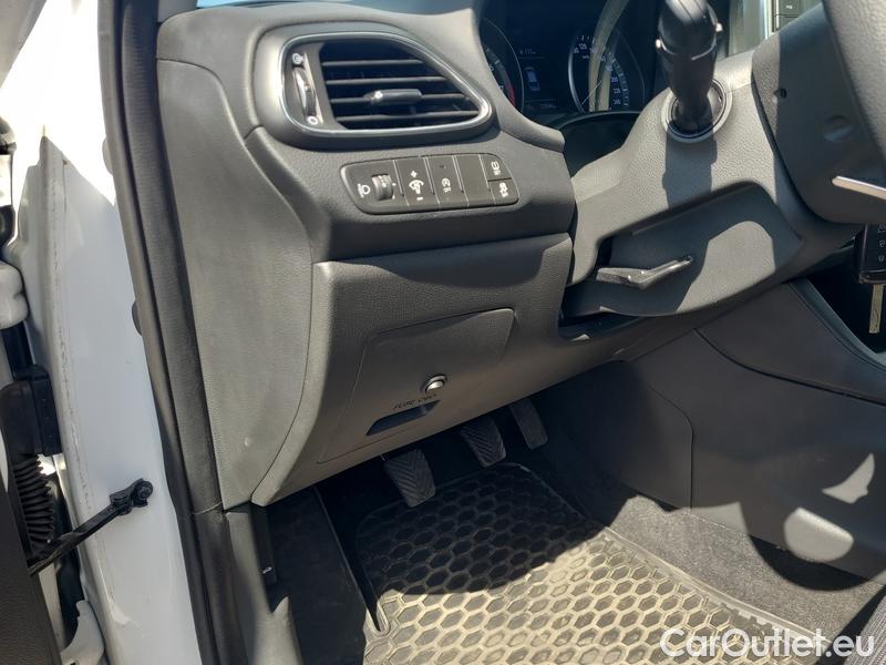  Hyundai  i30   cw (PD)(2017->)  kom. TGDI 120 Start Plus #5