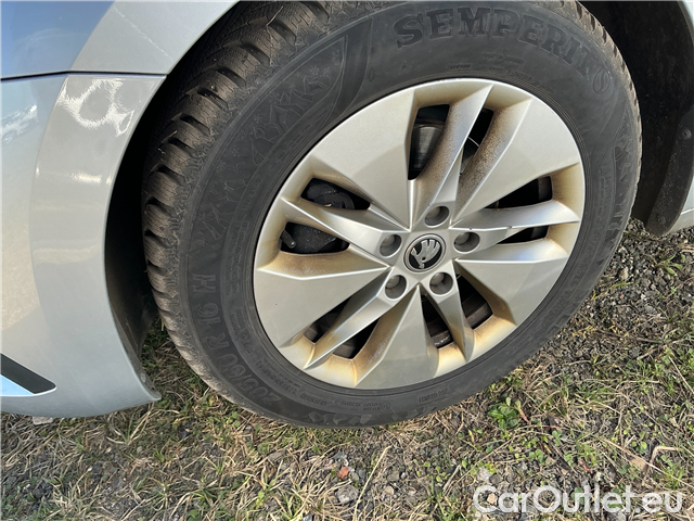  Skoda  Octavia Oct.Combi 2.0TDI 110 Ambit. AT #6