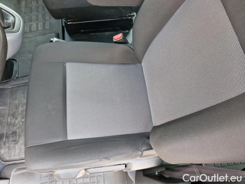  Peugeot  Expert  Traveller  (2016) Exp.Com.2.0BHDi 150 L3 4d #5