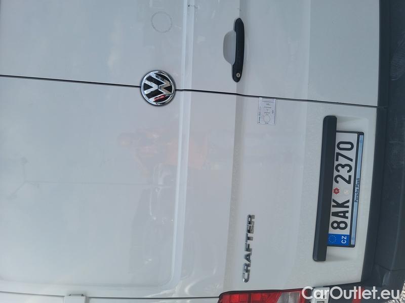  Volkswagen  Crafter  Flatbed  (SZ) (2017-->)  30 103 stred rozvor #23