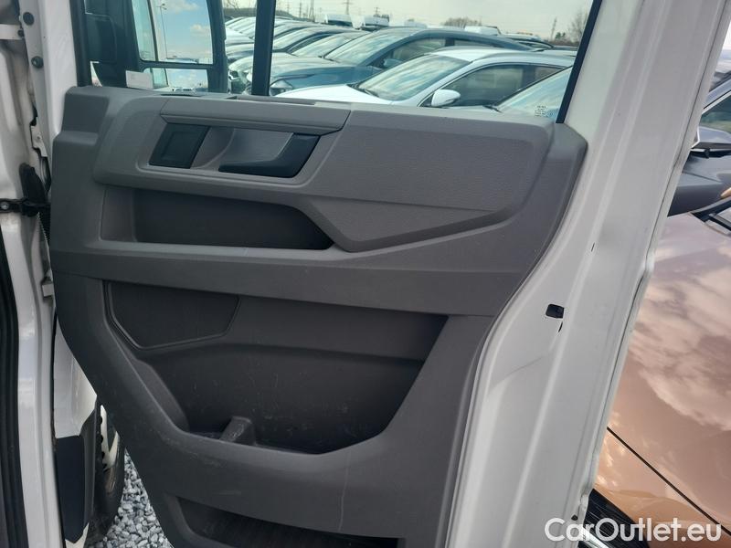  Volkswagen  Crafter  Flatbed  (SZ) (2017-->)  30 103 stred rozvor #21