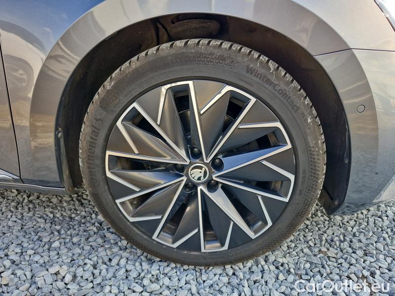  Skoda  Superb  Combi (3T5)(2010) Su.com.2.0TDI 147 4x4 L&K Aut #11