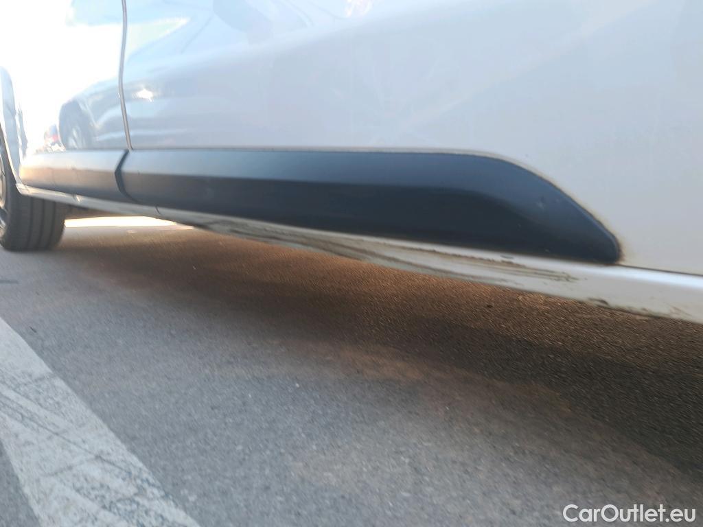  Peugeot  Expert PEUGEOT  / 2016 / 4P / furgón Furgón Premium 1.5 BlueHDi 100 Standard (AC) #14