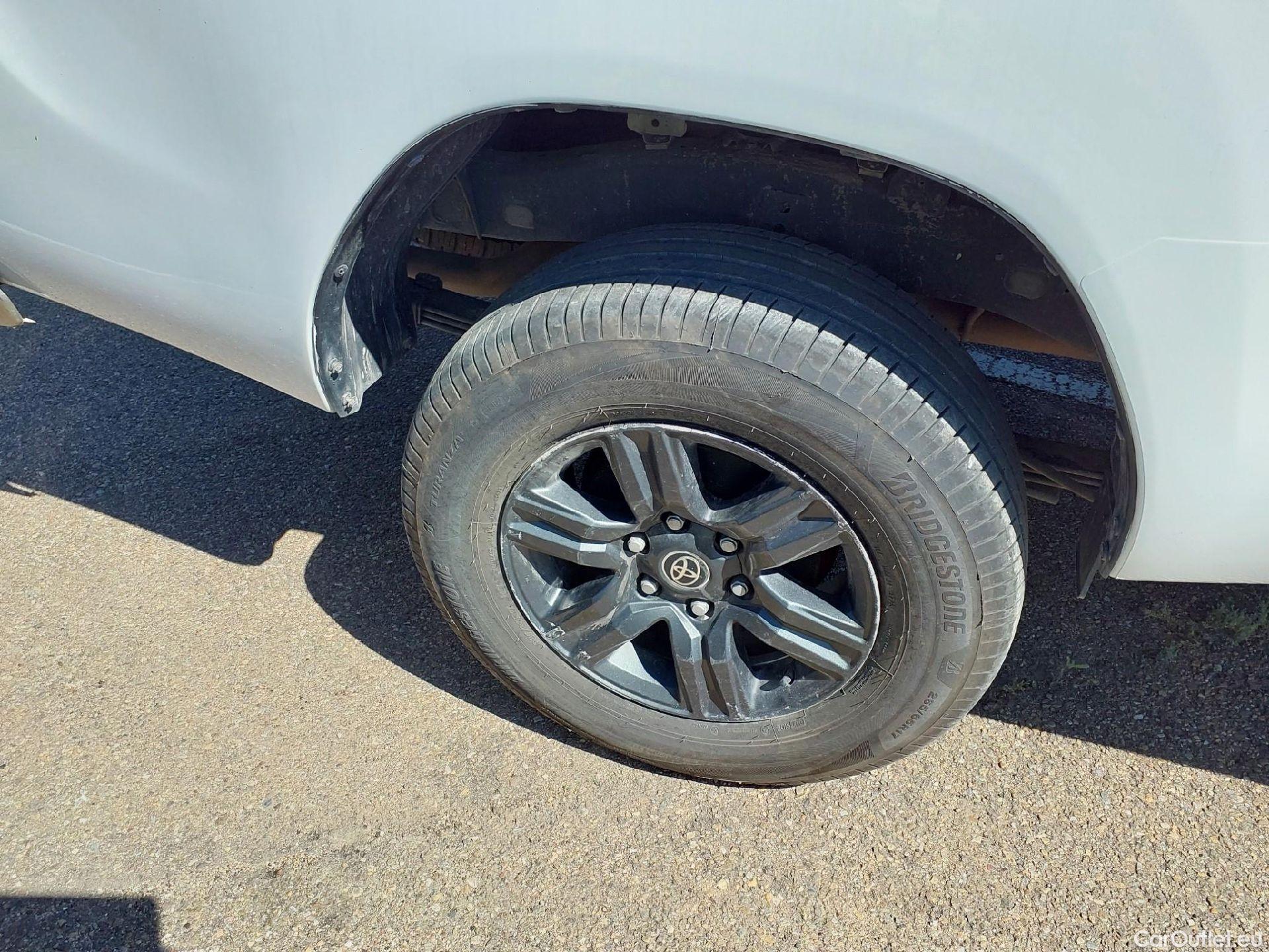  Toyota  Hilux TOYOTA  pickup 2.4 D-4D Cabina Doble GX Plus 150 CV #34
