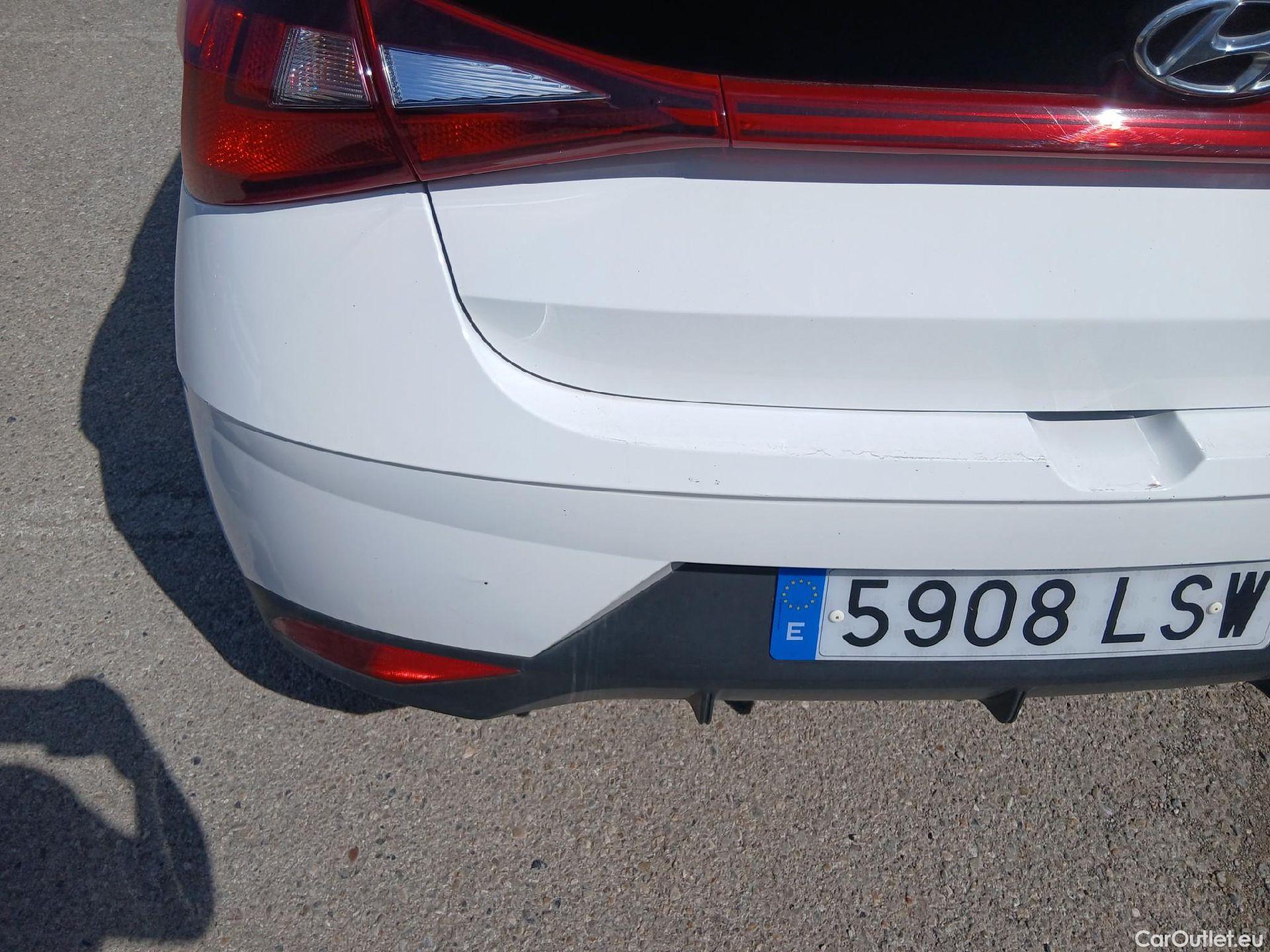  Hyundai  i20 HYUNDAI  1.0 TGDI 100 CV Essence #26