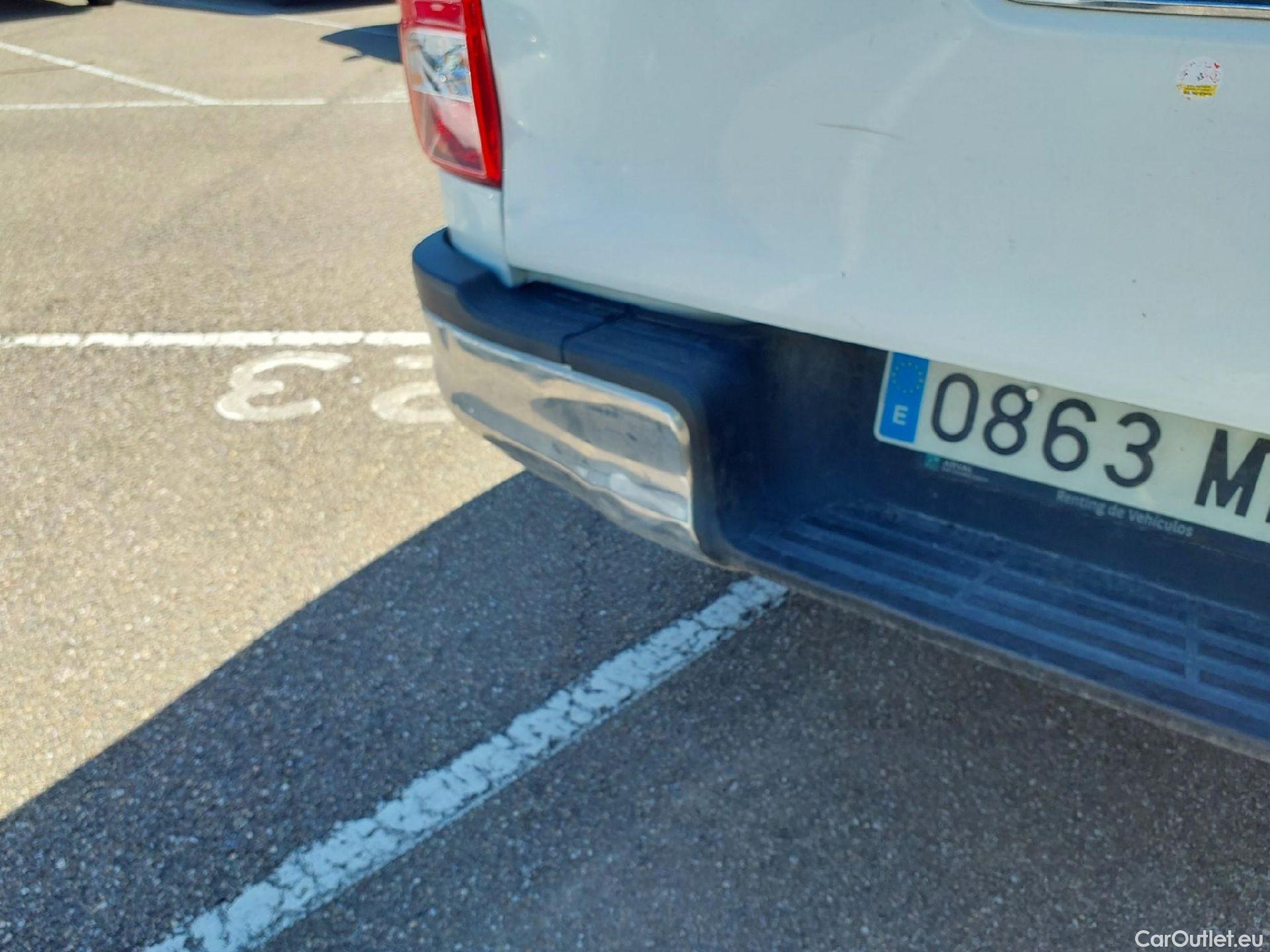  Toyota  Hilux TOYOTA  pickup 2.4 D-4D Cabina Doble GX Plus 150 CV #32