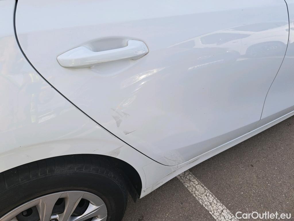  KIA  Cee'd KIA Ceed / 2018 / 5P / berlina con portón 1.0 T-GDi 88kW (120CV) Concept #19
