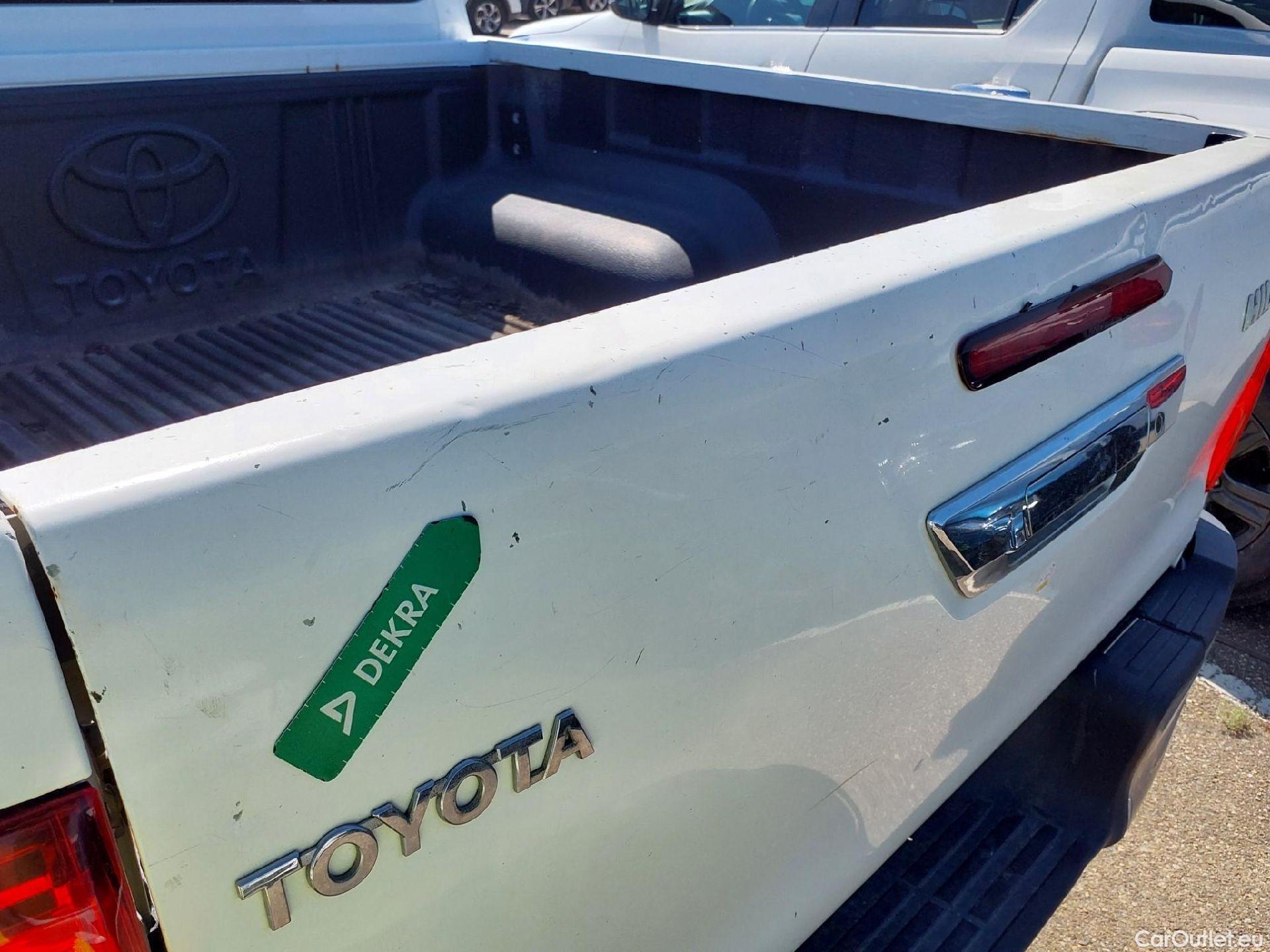  Toyota  Hilux TOYOTA  pickup 2.4 D-4D Cabina Doble GX Plus 150 CV #26