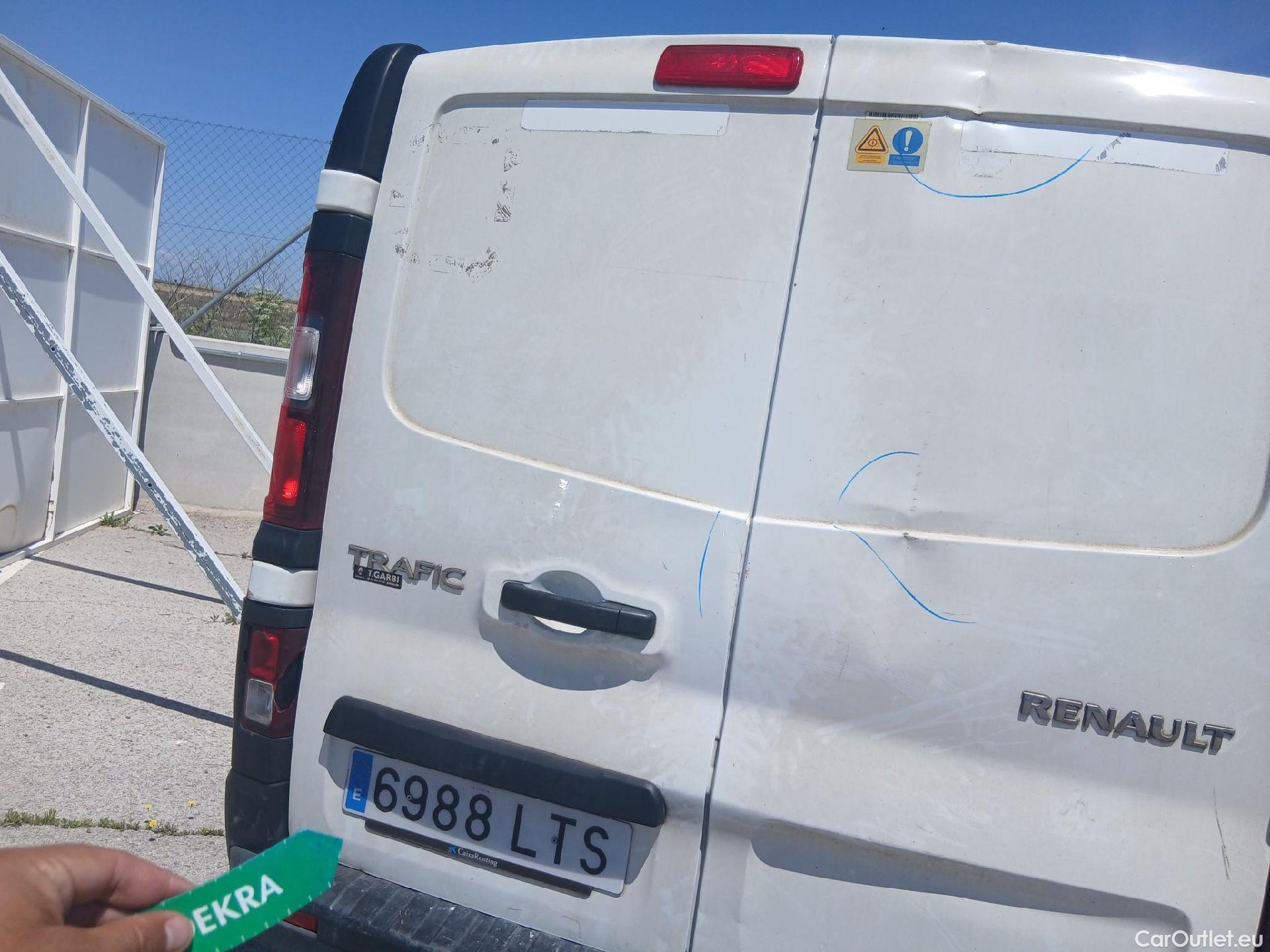  Renault  Trafic RENAULT  / 2019 / 4P / furgón Furgón 29 L2H1 Energy BluedCi 107 kW #31