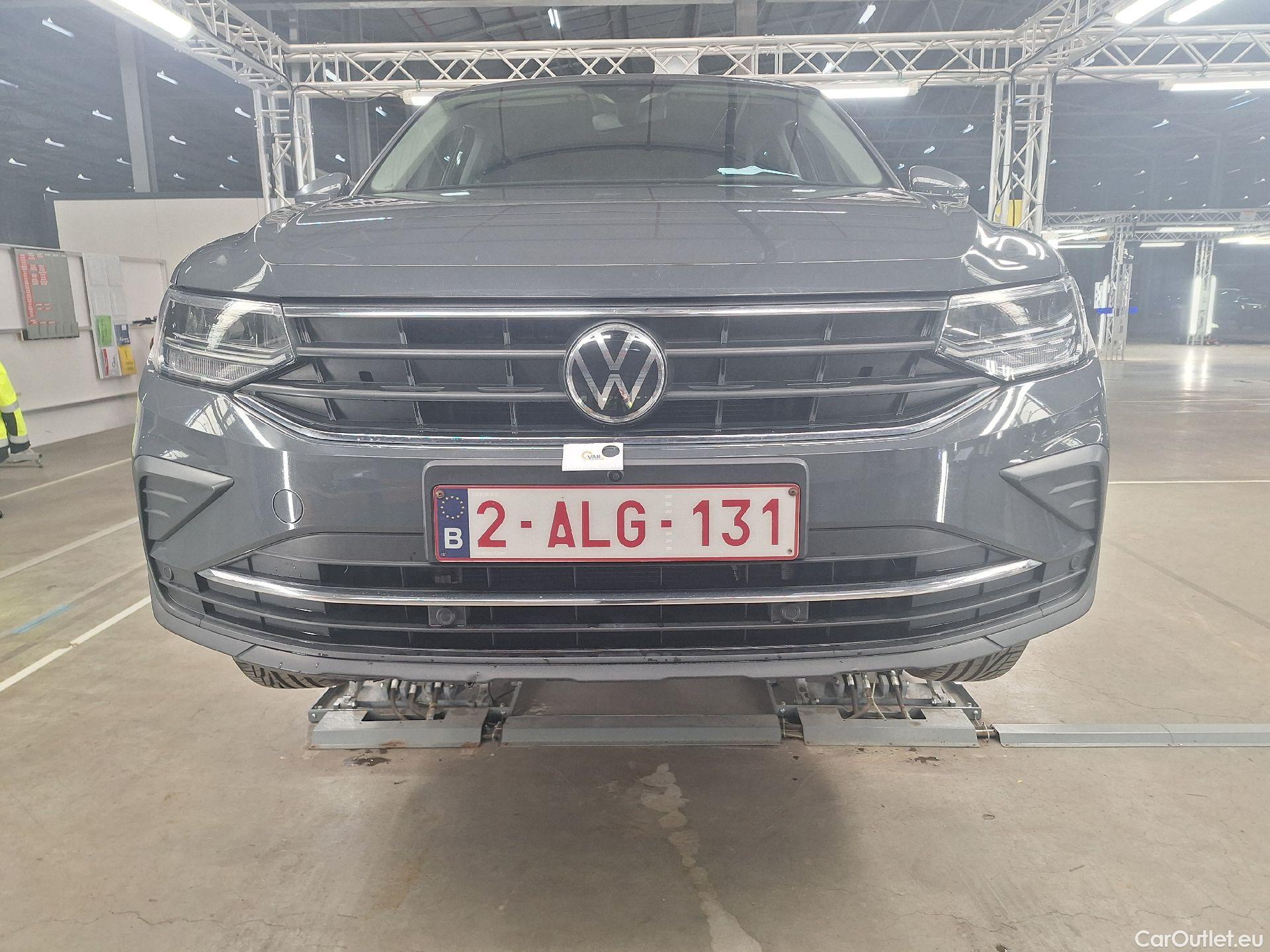  Volkswagen  Tiguan VW,  FL'20, Volkswagen  1.5 TSI 96kW Life 5d #51