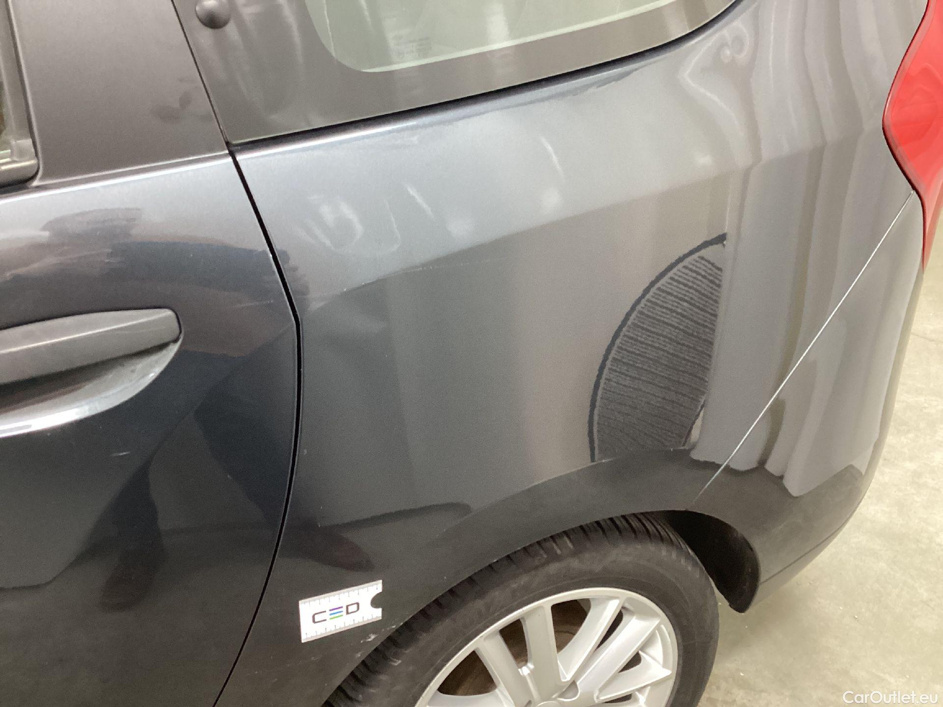  Dacia  Lodgy Dacia,  '12, Dacia  TCe 100 GPF Comfort 7PL 5d #37