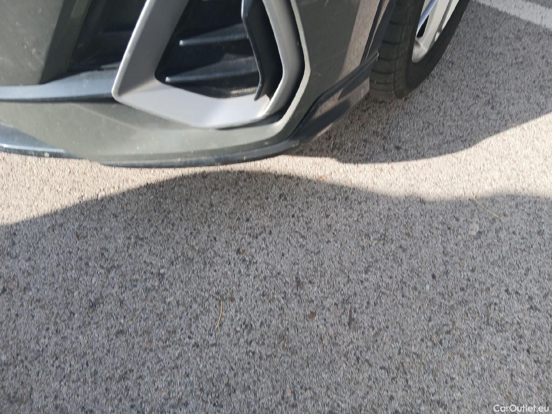  Audi  Q3 AUDI  Sportback S line 35 TDI 150 CV S tronic / 5P 
 #5