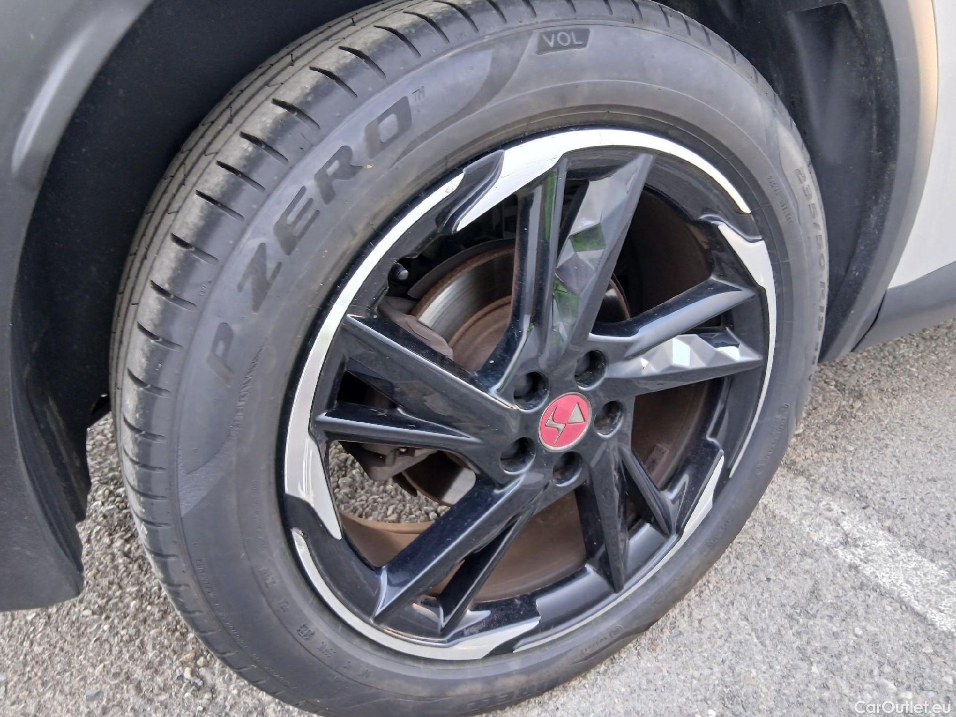  DS  DS7 DS DS 7 Crossback BlueHDi DE AT. PERF.LINE / 5P / 130 CV #16
