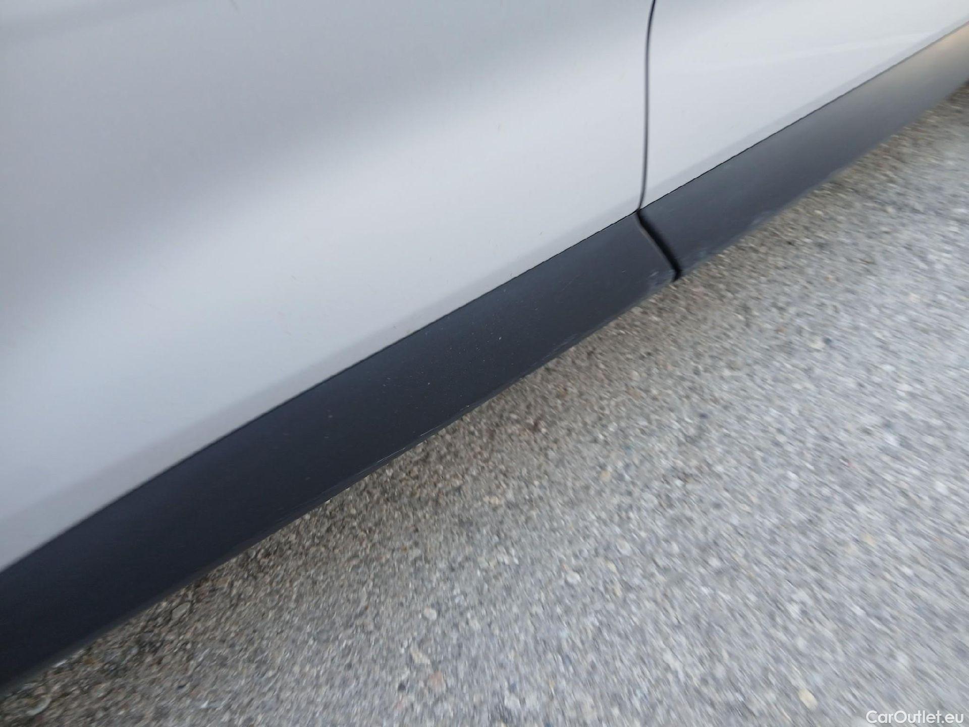  DS  DS7 DS DS 7 Crossback BlueHDi DE AT. PERF.LINE / 5P / 130 CV #20