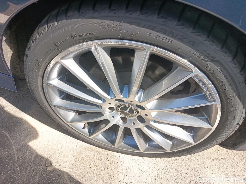  Mercedes  CLA-Klasse MERCEDES-BENZ CLA / 2019 / 5P / familiar CLA 250 4MATIC Shooting Brake #3