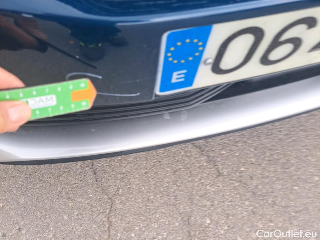  Peugeot  3008 PEUGEOT  1.5 BlueHDi 130 CV Allure EAT8 #45