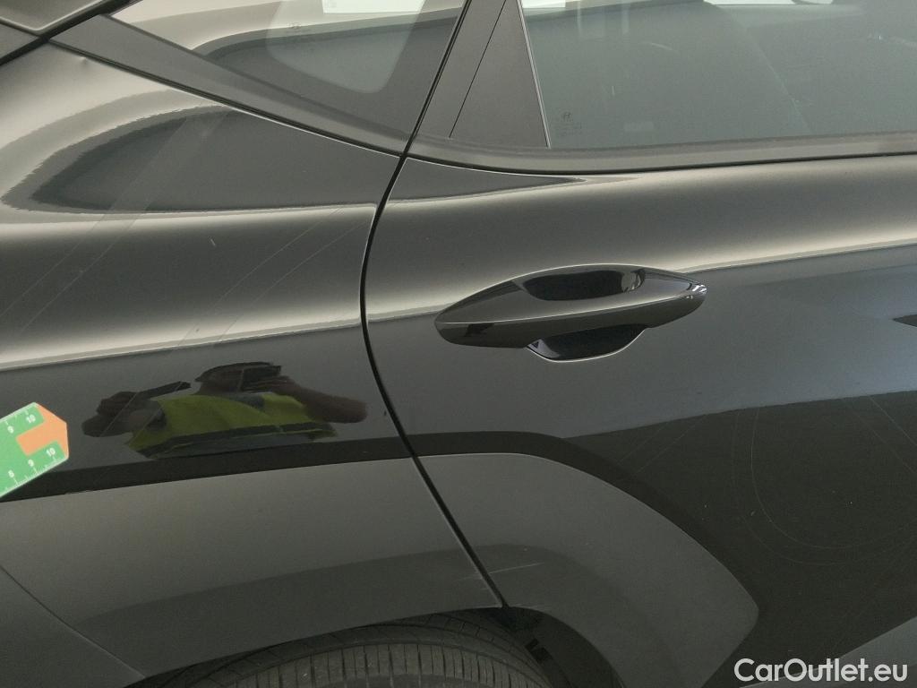  Hyundai  Konna HYUNDAI Kona / 2023 / 5P / todoterreno 1.6 GDI HEV Maxx DCT #4