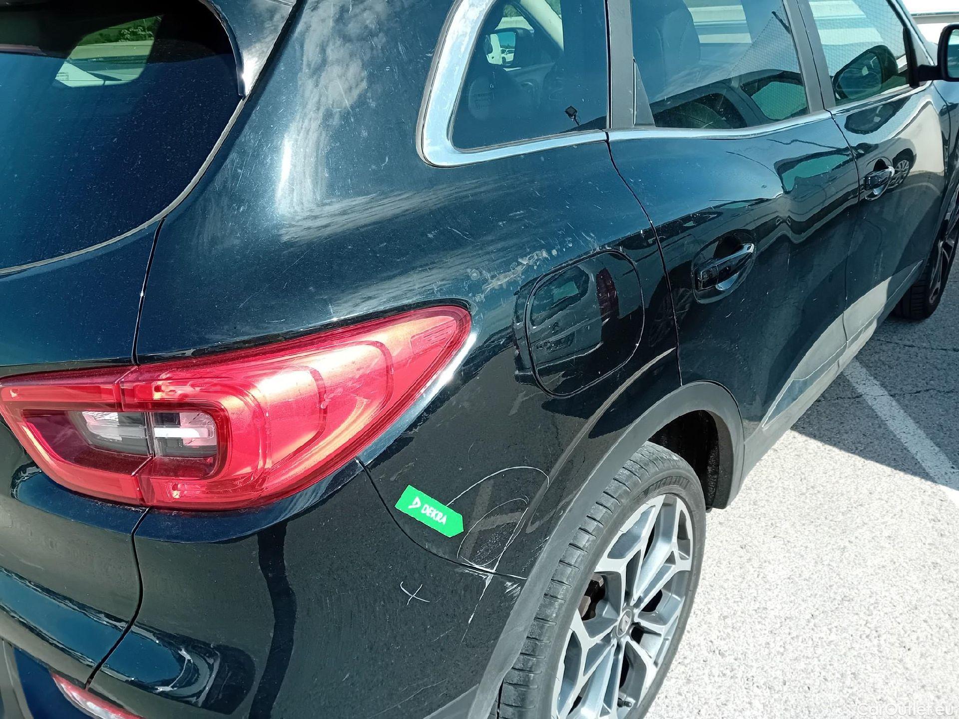  Renault  Kadjar RENAULT  / 2019 / 5P / crossover Zen GPF TCe 103kW (140CV) EDC (AC) #30