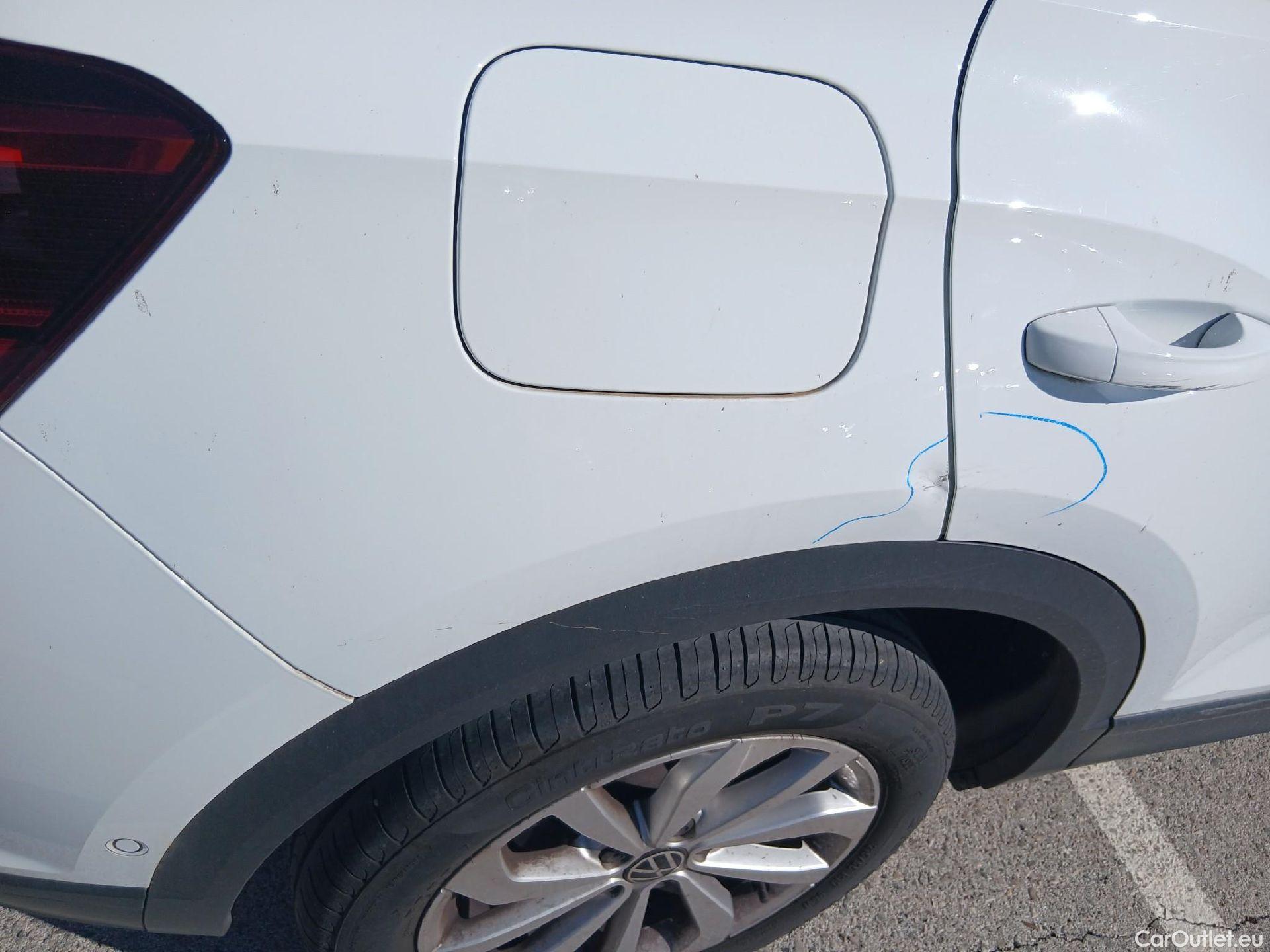  Volkswagen  T-ROC VOLKSWAGEN  / 2021 / 5P / todoterreno Life 2.0 TDI 85kW (115CV) #34